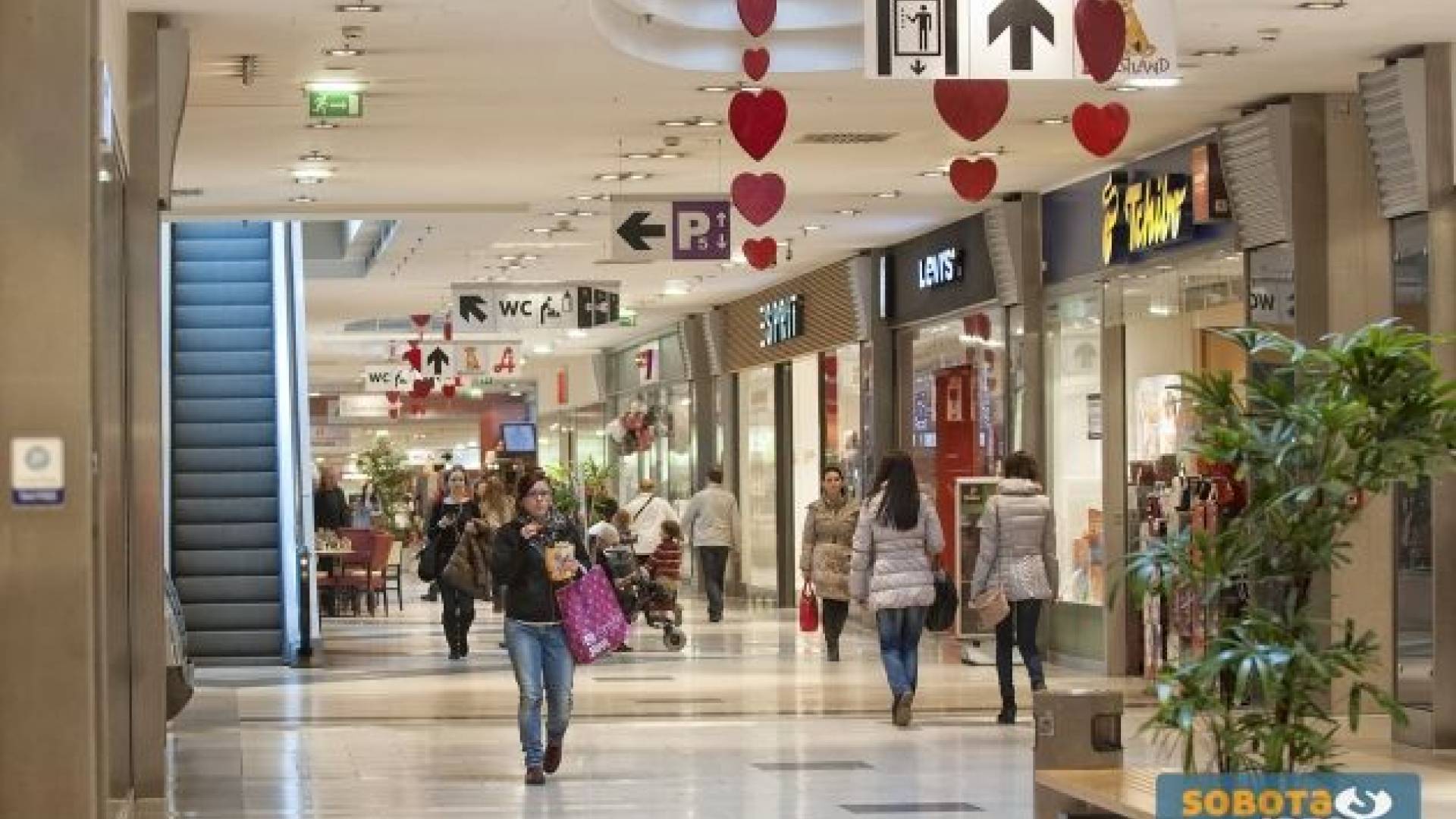 Shoppingcity Seiersberg_innen.jpg