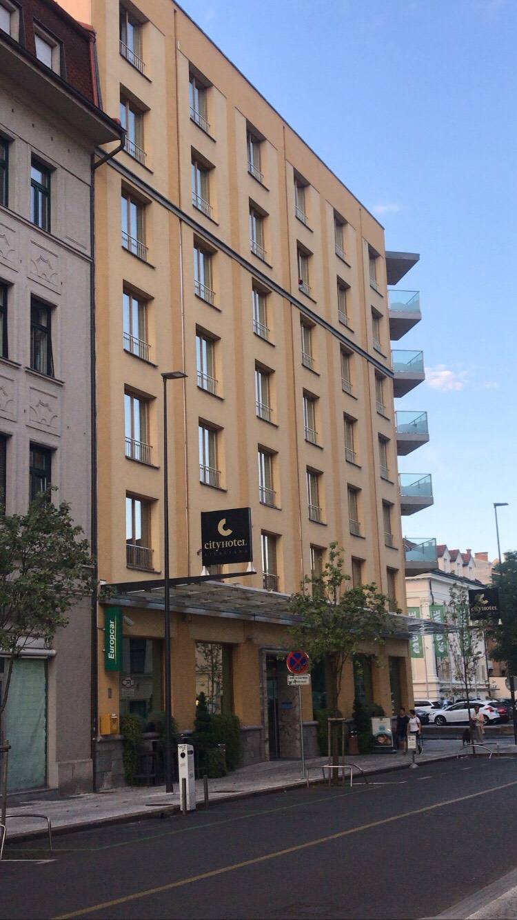 City Hotel Ljubljana je svoja vrata za obiskovalce odprl v mesecu juliju. 