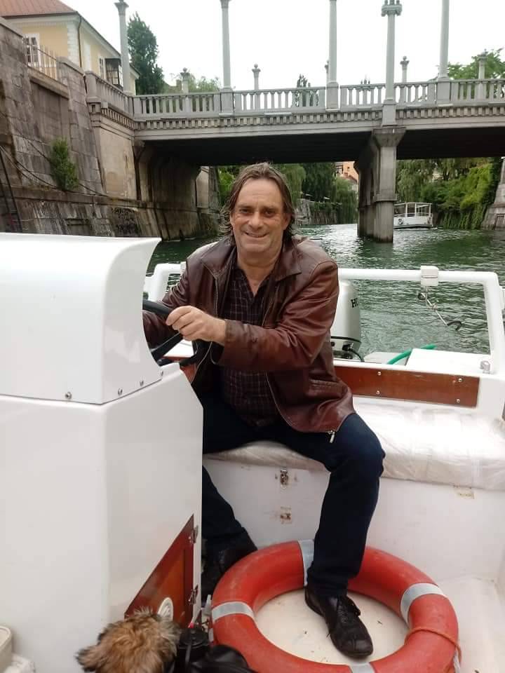 Plovbo po Ljubljanici Virant izvaja vsak dan po predhodni najavi, ob uri, ki gostom ustreza.