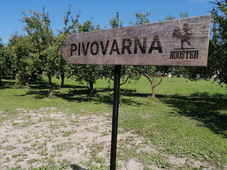 Pivovarno Rooster najdete na Nebčevi ulici 52 na Lavrici. 