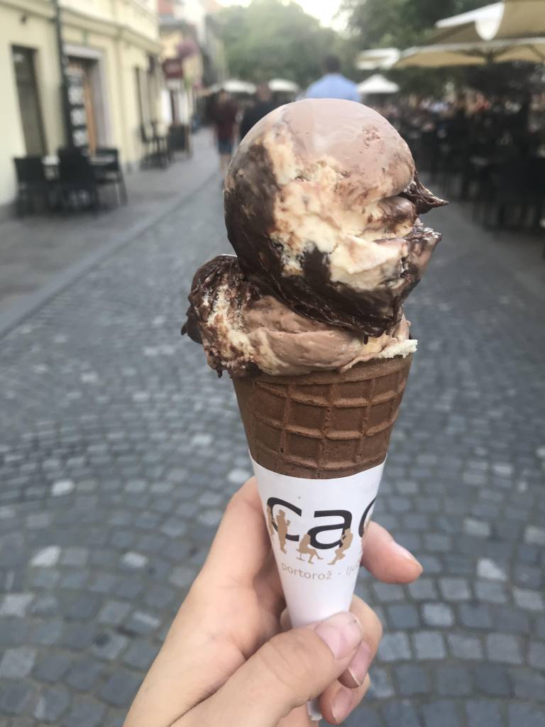 Nekateri tudi poleti prisegajo na bolj čokoladne okuse. 