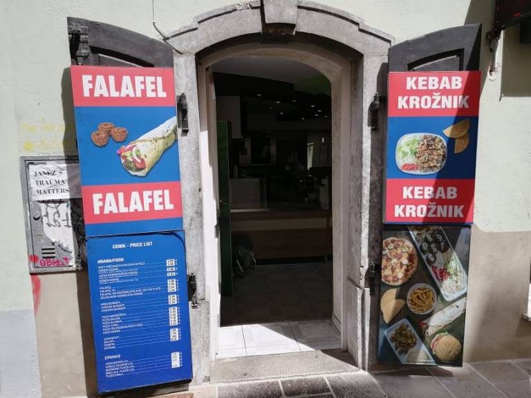 V Šeherezadi to poletje stavijo na vegan falafel.