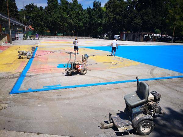 Z deli bodo predvidoma končali v začetku avgusta, vse pa je odvisno od vremena. 