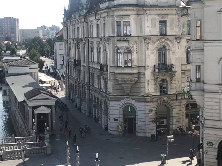 TIC Ljubljana je v mesecu juliju obiskalo kar šest krat manj obiskovalcev kot v enakem obdobju lani.