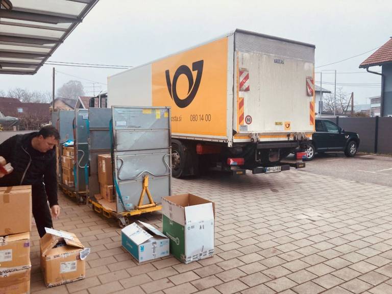 Novoletna poslovna darila pripravljena za pravočasno dostavo