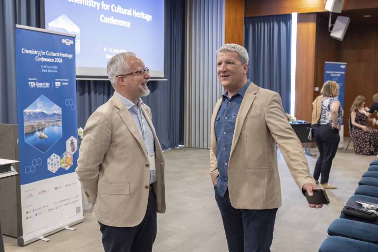 Dr. matija Strlič v družbi Gašperja Hrastelja, generalnega sekretarja UNESCO-ve nacionalne komisije za Slovenijo (foto: FKKT)
