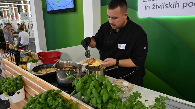 Okusi Slovenije in sveta.