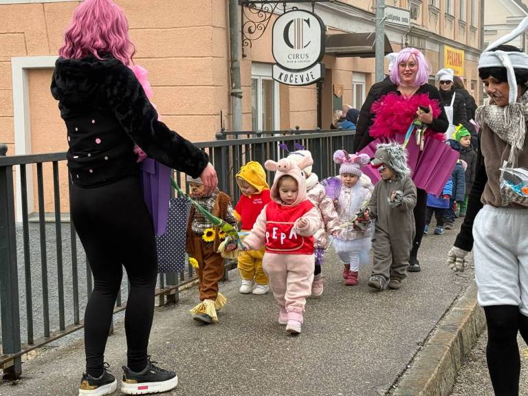 Male pustne šeme