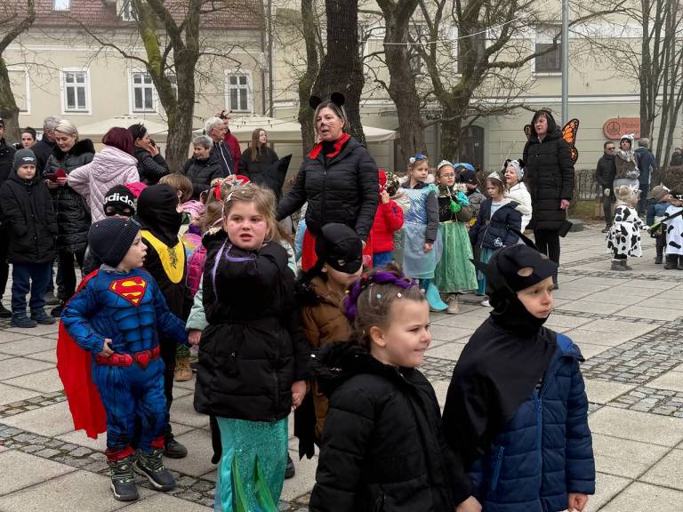 Male pustne šeme