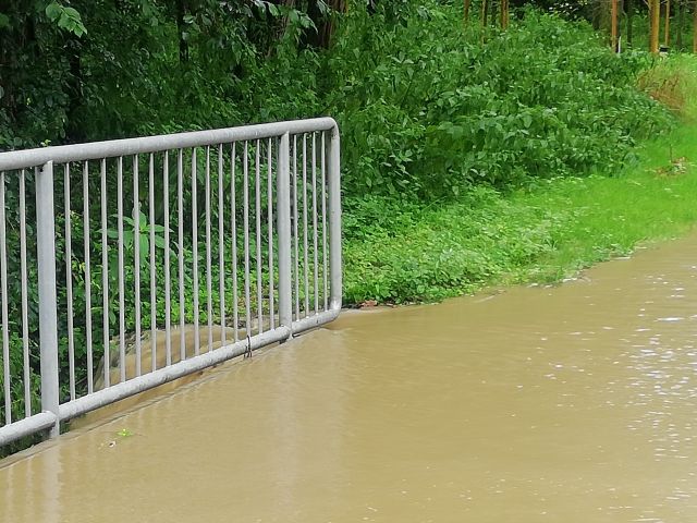 FOTO: Reka Mura z visokim pretokom, ki še raste | Sobotainfo.com