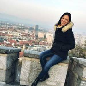 Profile picture for user laravarga