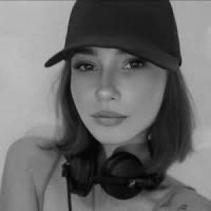 Profile picture for user rosanarabuza